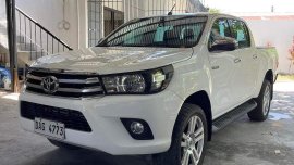 Selling Pearl White Toyota Hilux 2018 in Las Piñas