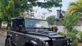 Selling Grey Land Rover Defender 2017 in Manila