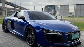 Blue Audi R8 2011 for sale in Calamba