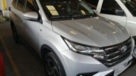 Selling White Toyota Rush 2020 in Quezon 