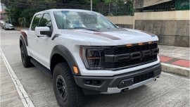 Selling Pearl White Ford F-150 2022 in Quezon