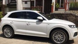 White Audi Q5 2018 for sale in Pasig