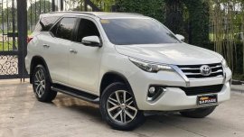 White Toyota Fortuner 2017 for sale in Quezon 