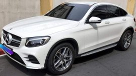 White Mercedes-Benz GLC250 2017 for sale in Quezon 