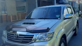 Silver Toyota Hilux 2013 for sale in Las Piñas