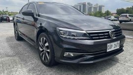 Selling Grey Volkswagen Lamando 2019 in Pasig