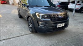 Selling Grey Ford Explorer 2016 in Imus