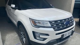 Selling White Ford Explorer 2016 in Manila
