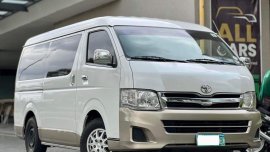 White Toyota Hiace Super Grandia 2012 for sale in Makati 