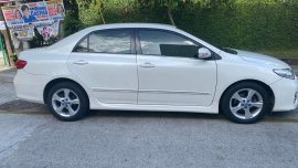 Pearl White Toyota Corolla Altis 2019 for sale in Caloocan
