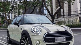 White Mini Cooper 2020 for sale in 2020