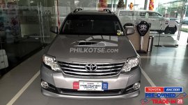 Hot deal alert! 2015 Toyota Fortuner  2.4 V Diesel 4x2 AT for sale at 