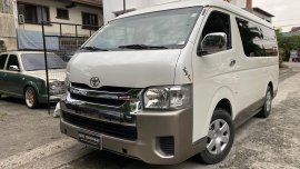 Selling Silver Toyota Grandia 2017 in Quezon City