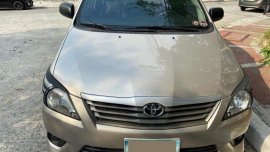 Silver Toyota Innova 2012 for sale in Manual