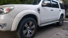 Sell White 2012 Ford Everest in Quezon City