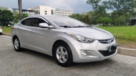 Selling Silver Hyundai Elantra 2013 in Quezon City
