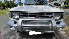 Sell White 1998 Mitsubishi Pajero in Manila