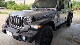 Silver Jeep Wrangler 2019 for sale in Automatic