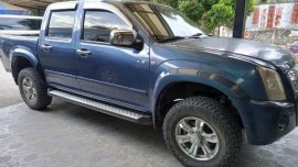 Selling Blue Isuzu D-Max 2010 in Manila