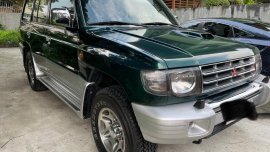 Blue Mitsubishi Pajero 1999 for sale in Manual