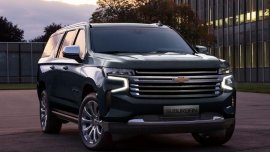 Chevrolet Suburban High Country 5.3 4x4 AT