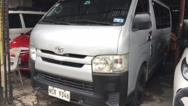 Toyota Hiace Commuter