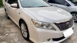 Sell used 2014 Toyota Camry  2.5 V