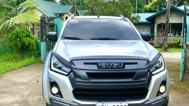 Second hand 2020 Isuzu D-Max 3.0 LS 4x2 MT for sale in good condition