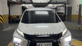 Selling White 2019 Mitsubishi Xpander GLS 1.5 AT second hand