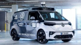 Volkswagen CEO believes self-driving car to fully kick off by 2030  