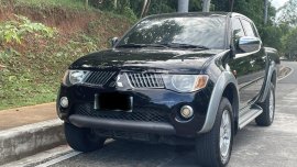 FOR SALE!! 2008 STRADA GLS SPORT 4x4 MANUAL 3.2 Engine 4M41 Top of the Line