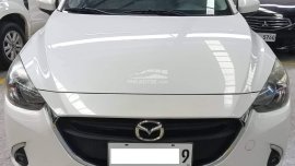 White 2018 Mazda 2  Automatic for sale