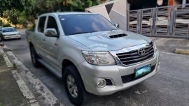 Second hand Silver 2013 Toyota Hilux  2.4 E DSL 4x2 M/T for sale
