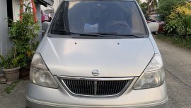 Selling Gray 1998 Nissan Serena 