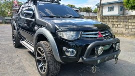 2012 Mitsubishi Strada V 4x4 A/T