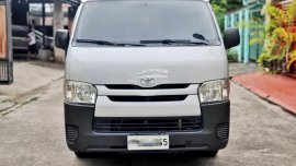 Toyota Hi Ace Commuter 3.0L 2016 mt