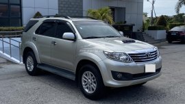 2012 Toyota Fortuner G / 2.5 Diesel Engine 4x2 MT