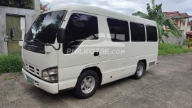 Isuzu I-van (bubbletop) 