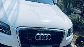 Selling White 2009 Audi Q5  second hand