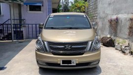 2011 Hyundai Grand Starex Gold