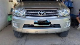 Toyota Fortuner G 2010 Gas *LOW MILEAGE*