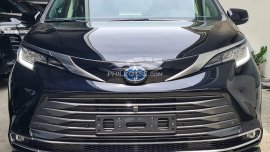 Brand new 2023 Toyota Sienna Limited Hybrid