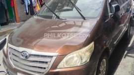 Model 2014 2.5 Innova E Diesel Manual trans (negotiable)