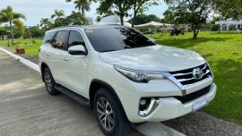 Toyota Fortuner V 4x2 Diesel Pearl White
