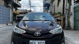 2020 Vios XLE M/T Blackish red