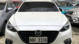 Selling used 2017 Mazda 3 Hatchback 