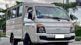 Low monthly 25K! Hyundai H-100 2.5 CRDi GL Shuttle Body (w/AC)