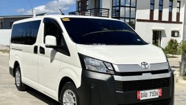 2021 TOYOTA HIACE COMMUTER DELUXE MT