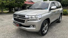 HOT!!! 2013 Toyota Land Cruiser 200 for sale at affordable price
