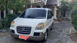 2006 Newly painted and restored Hyundai Starex GRX